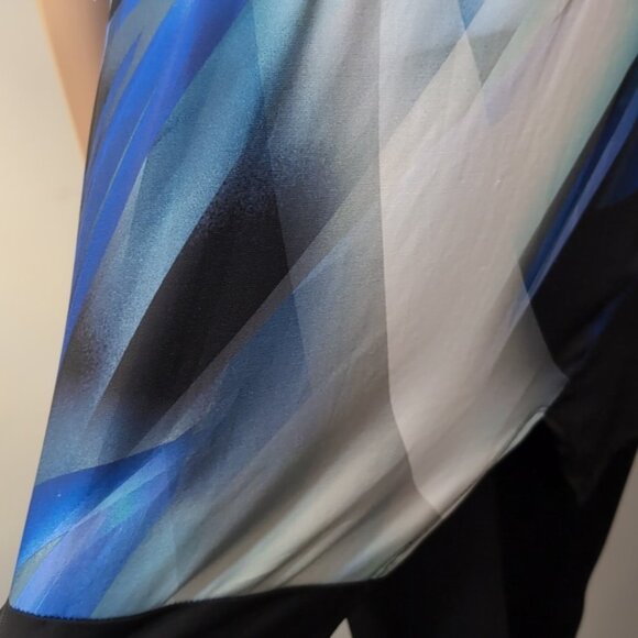 3/$20 B.L.E.U. Abstract Tunic Top Short Sleeve Asymmetric Hem Water Colours - Picture 11 of 16